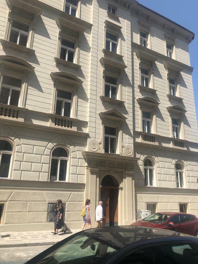 Old Town Spirit Apart otel Prag Dış mekan fotoğraf